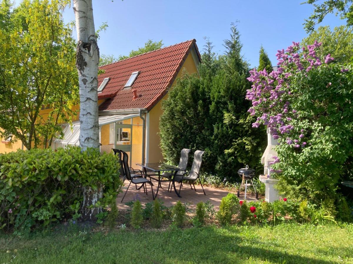 Ferienhaus -Villa Huehnerstall- Hessenburg Екстериор снимка